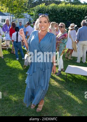 Katie Rozzi assiste à la fête de lancement de livre pour Ann Liguori pour «Life on the Green, Lessons & Wisdom from Legends of Golf» au Canoe place Inn à Hampton Bays, NY le 27 juin 2024. (Photo de David Warren /Sipa? ÉTATS-UNIS) Banque D'Images