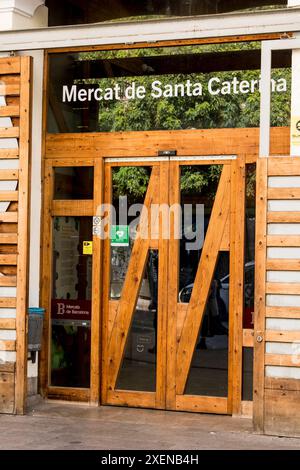 Entrée au Mercat de Santa Caterina (marché de Santa Caterina), Barcelone, Espagne. Banque D'Images