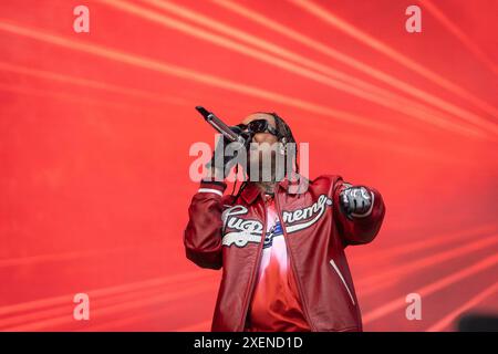 Panama Open Air 2024, 28. Und 29.06.2024 Der amerikanische rappeur Tyga BEI seinem Auftritt auf der Mainstage -- in der Bonner Rheinaue findet am 28. und 29. Juni das Panama Open Air Statt. DAS ehemalige Elektro-Festival Hat inzwischen auf mehreren Bühnen auch Mainstream Künstler zu bieten. Tête d'affiche sind in diesem Jahr Rita Ora und die Swedish House Mafia. Ansonsten stehen zahlreiche national und international bekannte DJs auf vier Bühnen auf. - Bonn, Rheinaue Bonn Rheinaue Nordrhein-Westfalen Deutschland *** Panama Open Air 2024, 28 et 29 06 2024 rappeur américain Tyga jouant sur les principaux s. Banque D'Images