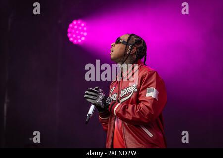 Panama Open Air 2024, 28. Und 29.06.2024 Der amerikanische rappeur Tyga BEI seinem Auftritt auf der Mainstage -- in der Bonner Rheinaue findet am 28. und 29. Juni das Panama Open Air Statt. DAS ehemalige Elektro-Festival Hat inzwischen auf mehreren Bühnen auch Mainstream Künstler zu bieten. Tête d'affiche sind in diesem Jahr Rita Ora und die Swedish House Mafia. Ansonsten stehen zahlreiche national und international bekannte DJs auf vier Bühnen auf. - Bonn, Rheinaue Bonn Rheinaue Nordrhein-Westfalen Deutschland *** Panama Open Air 2024, 28 et 29 06 2024 rappeur américain Tyga jouant sur les principaux s. Banque D'Images