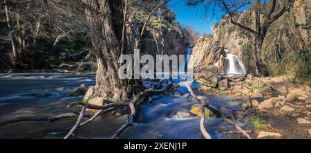 Photographie de la cascade Hervidero à San Agustin de Guadalix, Madrid. Banque D'Images