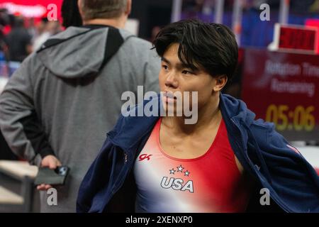 Minneapolis, Minnesota, États-Unis. 27 juin 2024. ASHER HONG entre les épreuves des essais par équipes olympiques américaines à Minneapolis. (Crédit image : © Karen I. Hirsch/ZUMA Press Wire) USAGE ÉDITORIAL SEULEMENT! Non destiné à UN USAGE commercial ! Banque D'Images