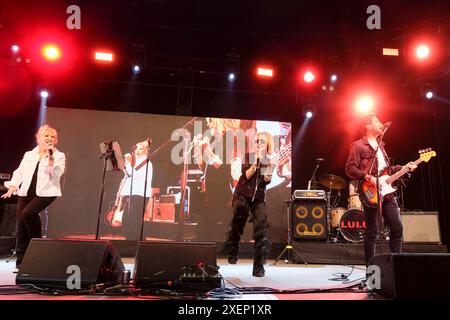 Pilton, Glastonbury, Royaume-Uni. 28 juin 2024. Festival de Glastonbury jour 3 crédit : Dawn Fletcher-Park/Alamy Live News Banque D'Images