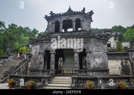 Hue, Vietnam - 6 février 2024 : Tombeau de Khai Dinh, empereur du Vietnam, Hue Banque D'Images