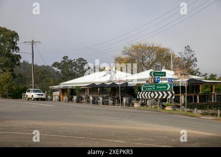 Village de Wollombi dans la région de Nouvelle-Galles du Sud, un village australien historique avec le célèbre pub de maison publique Wollombi Tavern, Nouvelle-Galles du Sud, Australie Banque D'Images