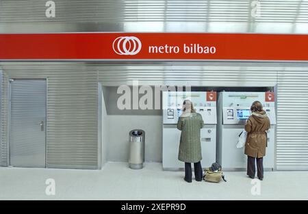 La station de métro Ansio, Bilbao conçu par l'architecte Foster normal. Barakaldo, Bilbao. Gascogne, l'Euskadi. Espagne Banque D'Images