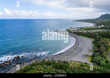 Vue aérienne de la plage de Dulan située dans le comté de Taitung, Taiwan Banque D'Images