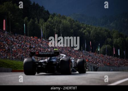 Spielberg, Autriche. 29 juin 2024. Spectateurs, fans lors du Grand Prix d'Autriche de formule 1 Qatar Airways 2024, 11ème manche du Championnat du monde de formule 1 2024 du 28 au 30 juin 2024 sur le Red Bull Ring, à Spielberg, Autriche - photo Xavi Bonilla/DPPI crédit : DPPI Media/Alamy Live News Banque D'Images