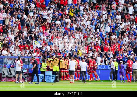 Torjubel/Jubel Schweiz nach Tor zum 1:0 Remo Freuler (Schweiz, #08) GER, Schweiz v. Italien, Fussball Europameisterschaft, UEFA Euro 2024, Achtelfinale, 29.06.2024 Foto : Eibner-Pressefoto/Marcel von Fehrn Banque D'Images