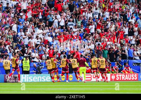 Torjubel/Jubel Schweiz nach Tor zum 1:0 Remo Freuler (Schweiz, #08) GER, Schweiz v. Italien, Fussball Europameisterschaft, UEFA Euro 2024, Achtelfinale, 29.06.2024 Foto : Eibner-Pressefoto/Marcel von Fehrn Banque D'Images