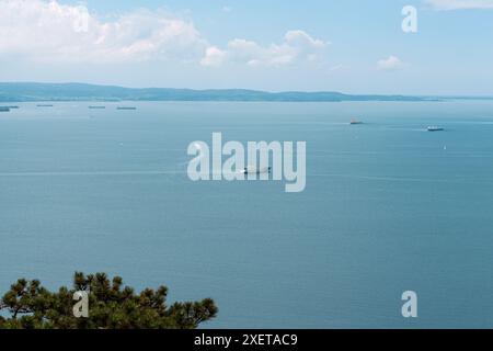 Trieste, Italie - 01 juin 2024 : le voilier du milliardaire russe Andrey Melnichenko a été confisqué dans la baie de Trieste. Le vaisseau, nommé ' Banque D'Images