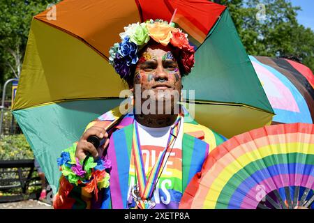 Londres, Royaume-Uni. 29 juin 2024. Fierté à Londres . Mohammed Nazir. La Pride Parade annuelle a eu lieu dans le centre de Londres pour célébrer la diversité et l'inclusion, avec une marche de Hyde Park Corner à Whitehall avec la participation de groupes LGBTQ + rejoints par quelque 30 000 participants. Crédit : michael melia/Alamy Live News Banque D'Images