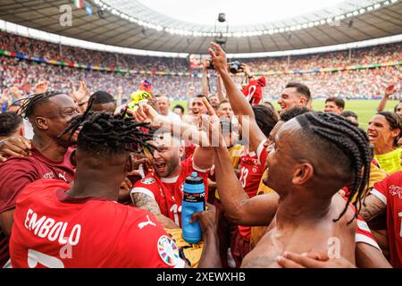 Berlin, Allemagne. 29 juin 2024. Les joueurs de Suisse célèbrent lors de la manche de 16 de l'UEFA Euro 2024 entre les équipes nationales de Suisse et d'Italie à l'Olympiastadion. Score final ; Suisse 2:0 Italie. Crédit : SOPA images Limited/Alamy Live News Banque D'Images