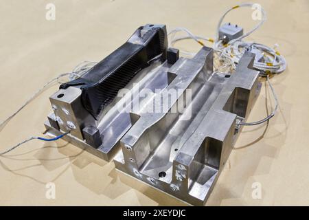 LowFlip Cell, cellule de fabrication automatique de composants en matériaux composites, industrie aérospatiale, unité industrie, Centre technologique, Tecnalia Rese Banque D'Images