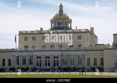 Stoke Poges, Royaume-Uni. 29 juin 2024. Le Mansion House à Stoke Park, Stoke Poges, Buckinghamshire. Crédit : Maureen McLean/Alamy Banque D'Images