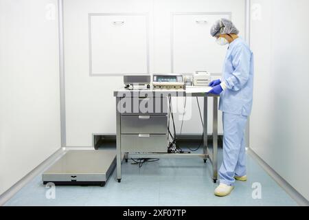 Balance de poids, usine de fabrication de médicaments, usine pharmaceutique, Centre de recherche, pharmacie, Area Health, Tecnalia Research & innovation, Araba Technolo Banque D'Images