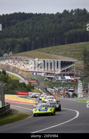 Patric NIEDERHAUSER (CHE) / Sven MUELLER (DEU) / Julien ANDLAUER (FRA), #96, Porsche 911 GT3 R (992), Team : Rutronik Racing (DEU), Motorsport, CrowdStrike 24H of Spa, Belgien, Spa-Francorchamps, 29.06.2024 Foto : Eibner-Pressefoto/Juergen Augst Banque D'Images