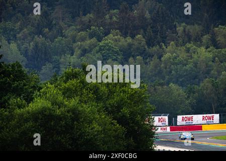 Stavelot, Belgique. 30 juin 2024. 23 EVANS Jaxon (nzl), ERIKSSON Joel (swe), PREINNING Thomas (aut), Porsche 911 GT3 R, action lors des 24 heures de Spa CrowdStrike 2024, 2ème course de la GT World Challenge Europe Endurance Cup 2024, du 26 au 30 juin 2024 sur le circuit de Spa-Francorchamps, à Stavelot, Belgique - photo Damien Saulnier/DPPI crédit : DPPI Media/Alamy Live News Banque D'Images