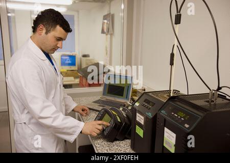 Étalonnage du thermocouple. Laboratoire d'étalonnage. Centre de technologie et de recherche. Fondation Inasmet-Tecnalia, Saint-Sébastien, Gipuzkoa, Euskadi. Espagne Banque D'Images