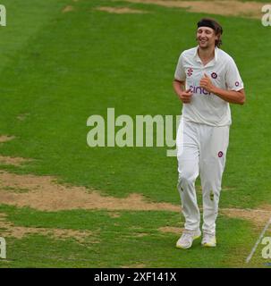 NORTHAMPTON, ROYAUME-UNI. 30 juin 2024. Jack White du Northamptonshire lors du match de la division deux du Championnat Vitality County entre le Northamptonshire et le Sussex le 30 juin au County Ground de Northampton, Angleterre crédit : PATRICK ANTHONISZ/Alamy Live News Banque D'Images