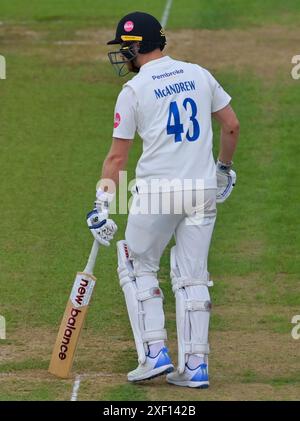 NORTHAMPTON, ROYAUME-UNI. 30 juin 2024. Nathan McAndrew, du Sussex, lors du match de la division deux du Championnat Vitality County entre le Northamptonshire et le Sussex le 30 juin au County Ground de Northampton, Angleterre crédit : PATRICK ANTHONISZ/Alamy Live News Banque D'Images