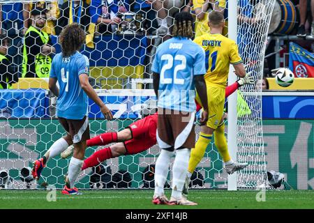 Stuttgart, Allemagne. 26 juin 2024. Lors d'un match de football entre les équipes nationales d'Ukraine et de Belgique, appelé les Red Devils le troisième jour du Groupe E dans la phase de groupes du tournoi UEFA Euro 2024, le mercredi 26 juin 2024 à Stuttgart, Allemagne . Crédit : Sportpix/Alamy Live News Banque D'Images