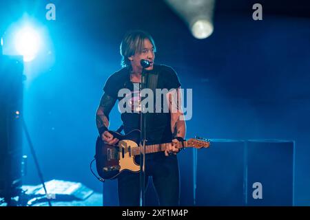 Milwaukee, États-Unis. 29 juin 2024. Keith Urban pendant le Summerfest Music Festival le 29 juin 2024, à Milwaukee, Wisconsin (photo de Daniel DeSlover/Sipa USA) crédit : Sipa USA/Alamy Live News Banque D'Images