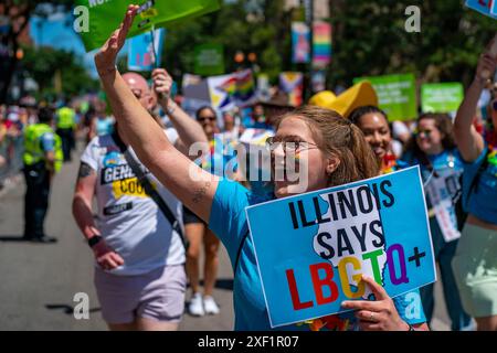 Chicago, États-Unis. 30 juin 2024 : Equity Illinois Marching at Chicago Pride Parade (image crédit : © Chris Riha/ZUMA Press Wire) USAGE ÉDITORIAL SEULEMENT! Non destiné à UN USAGE commercial ! Crédit : ZUMA Press, Inc/Alamy Live News Banque D'Images