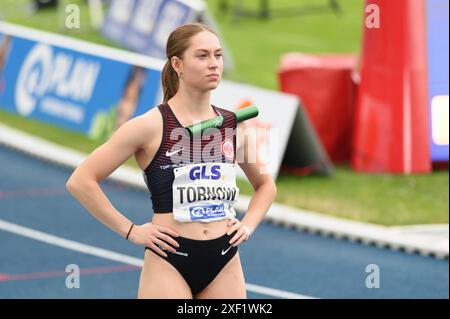 Braunschweig, Allemagne. 30 juin 2024. Braunschweig, Allemagne, 28 juin 2024 : Lara Tornow (Eintracht Francfort) lors du relais 4x100 mètres du Championnat d'Allemagne d'athlétisme 2024 à l'Eintracht-Stadion, Braunschweig, Allemagne. (Sven Beyrich/SPP) crédit : photo de presse sportive SPP. /Alamy Live News Banque D'Images