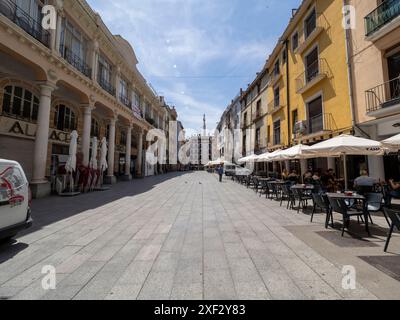 ville de barbastro situé dans la province de huesca. capitale du somontano. Vins Somontano. caves à vin Banque D'Images