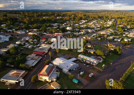 Vue aérienne de la ville de Yarraman dans le Queensland, Australie. Banque D'Images