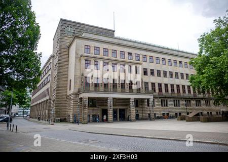 Brême, Allemagne. 13 juin 2024. Le bureau du sénateur des Finances à Brême (Haus des Reichs). Crédit : Sina Schuldt/dpa/Alamy Live News Banque D'Images