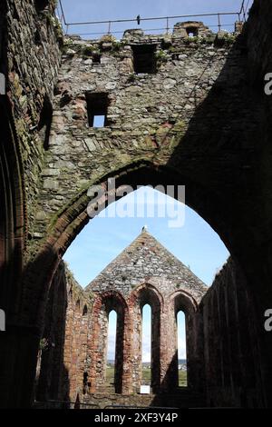 Ruines du choeur de la Cathédrale de produits Allemand dans le château de Peel, construit par les Norvégiens au XIe siècle, sur des produits Patrick's Isle à Peel sur l'île de Man Banque D'Images