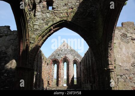 Ruines du choeur de la Cathédrale de produits Allemand dans le château de Peel, construit par les Norvégiens au XIe siècle, sur des produits Patrick's Isle à Peel sur l'île de Man Banque D'Images