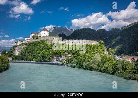 Géographie / voyage, Autriche, forteresse de Kufstein au-dessus de la rivière Inn, Kufstein in Tirol, ADDITIONAL-RIGHTS-CLEARANCE-INFO-NOT-AVAILABLE Banque D'Images