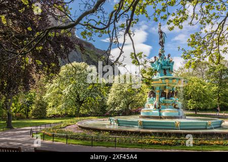 Géographie / voyage, Grande-Bretagne, Écosse, Fontaine Ross dans Princes Street Gardens, Édimbourg, ADDITIONAL-RIGHTS-CLEARANCE-INFO-NOT-AVAILABLE Banque D'Images