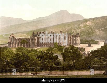 Holyrood Palace, Edinburgh, Schottland / , Écosse , Historisch, Digital restaurierte Reproduktion von einer Vorlage aus dem 19. Jahrhundert, Record Banque D'Images