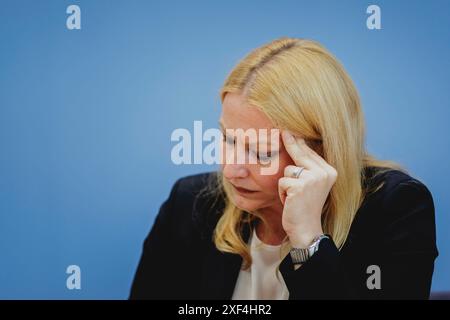 Berlin, Deutschland. 17 juin 2024. Christine Streichert-Clivot, ministre de l'éducation et de la culture de la Sarre, a enregistré lors d'une conférence de presse sur la publication du rapport "L'éducation en Allemagne 2024" à Berlin, le 17 juin 2024. Crédit : dpa/Alamy Live News Banque D'Images