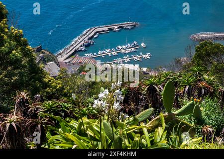 La ville de Machico, Maderia, Portugal, la deuxième plus grande ville de Maderia abrite l'aéroport Ronaldo, et ville de pêcheurs Banque D'Images