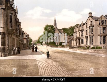 Henderson Street West, Bridge of Allan, Schottland / , Écosse , Historisch, Digital restaurierte Reproduktion von einer Vorlage aus dem 19. Jahrhundert, date du dossier non précisée Banque D'Images