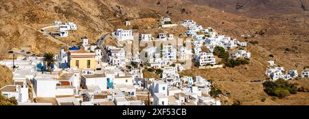 Serifos, Grèce - 9 septembre 2018 : vue panoramique de Chora, la ville principale de l'île de Serifos. Grèce Banque D'Images
