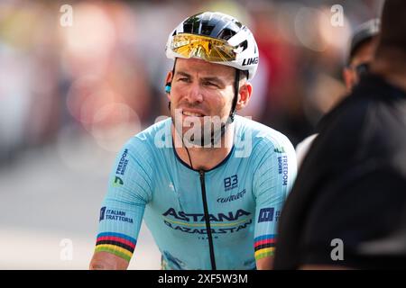 Turin, Italie. 01 juillet 2024. Le Britannique Mark Cavendish après la troisième étape de la course cycliste Tour de France sur 230,8 kilomètres (143,4 miles) avec départ à Piacenza et arrivée à Turin, Italie, lundi 01 juillet 2024. Sport - cyclisme . (Photo de Marco Alpozzi/Lapresse) crédit : LaPresse/Alamy Live News Banque D'Images