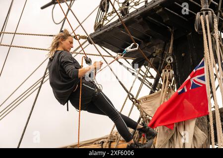 Le Foyle maritime Festival sur les rives et les eaux de la rivière Foyle dans la ville de Derry/Londonderry a lieu habituellement le dernier week-end de juin. Banque D'Images