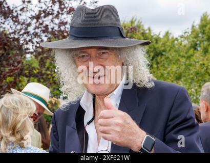 Londres, Royaume-Uni. 1er juillet 2024. Le guitariste de la reine Brian May. Journée presse au RHS Hampton court Flower Show. Crédit : Mark Thomas/Alamy Live News Banque D'Images