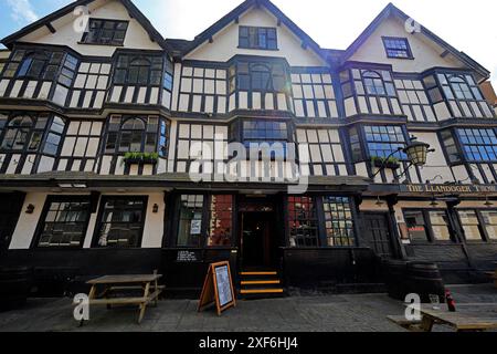 La célèbre maison publique Llandoger Trow, King Street, près de Welsh Back, Bristol. Banque D'Images