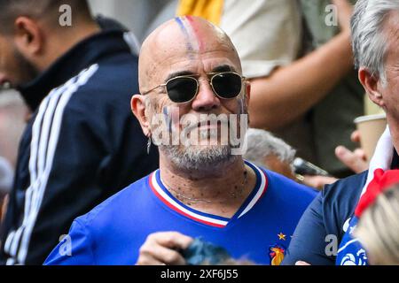 Dusseldorf, Allemagne. 01 juillet 2024. Pascal OBISPO lors de l'UEFA Euro 2024, Round of 16 match de football entre la France et la Belgique le 1er juillet 2024 au Merkur Spiel-Arena de Dusseldorf, Allemagne - photo Matthieu Mirville/DPPI crédit : DPPI Media/Alamy Live News Banque D'Images