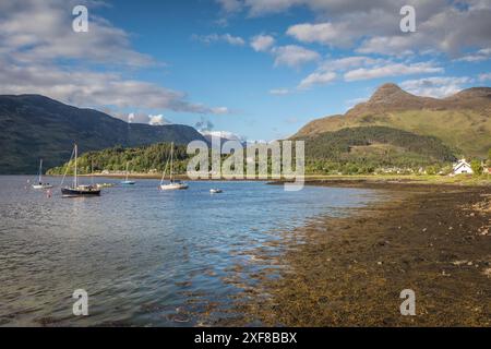 Géographie / voyage, Grande-Bretagne, Écosse, bateaux sur la rive sud du Loch Leven près de Glencoe, ADDITIONAL-RIGHTS-LEARANCE-INFO-NOT-AVAILABLE Banque D'Images