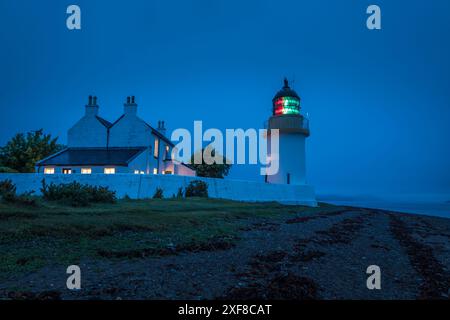 Géographie / voyage, Grande-Bretagne, Écosse, Phare de Corran point sur le Loch Linnhe en soirée, ADDITIONAL-RIGHTS-CLEARANCE-INFO-NOT-AVAILABLE Banque D'Images