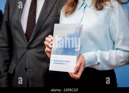 Berlin, Deutschland. 25 juin 2024. Le rapport annuel incidents antisémites en Allemagne, enregistré lors d'une conférence de presse en Allemagne 2023 à Berlin, le 25 juin 2024. Crédit : dpa/Alamy Live News Banque D'Images