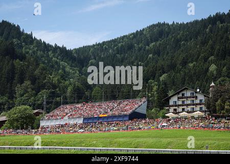 Spectateurs, Grand Prix de F1 d'Autriche au Red Bull Ring le 30 juin 2024 à Spielberg, Autriche. (Photo de HOCH Zwei) Banque D'Images